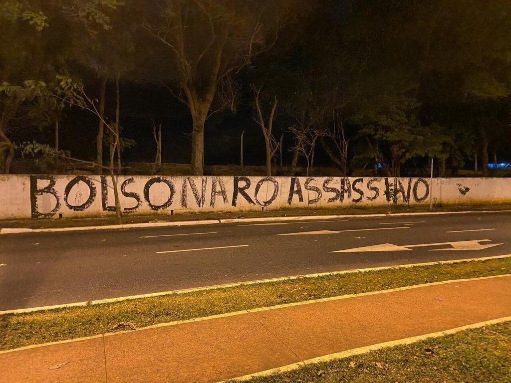 Filme sobre Bolsonaro estreia nos EUA com elogios e gera debate sobre eleições e corrupção