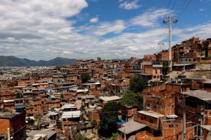 Brasil despenca 7 posições e atinge pior patamar em ranking de competitividade global