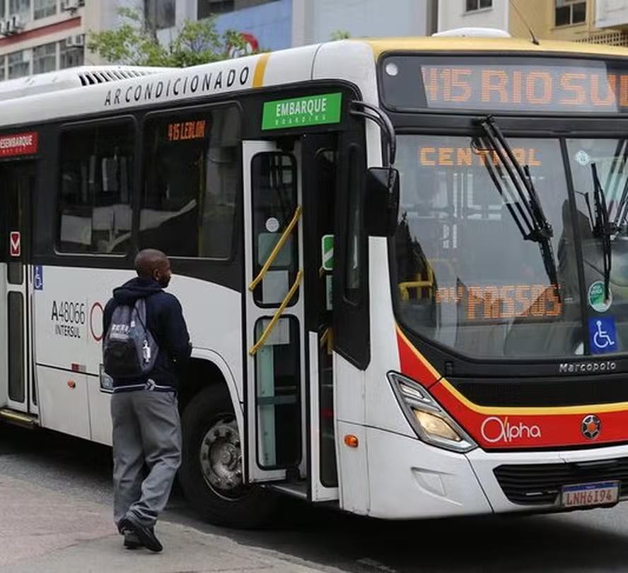 Greve de rodoviários reduz frota no Rio e paralisação pode afetar mobilidade urbana