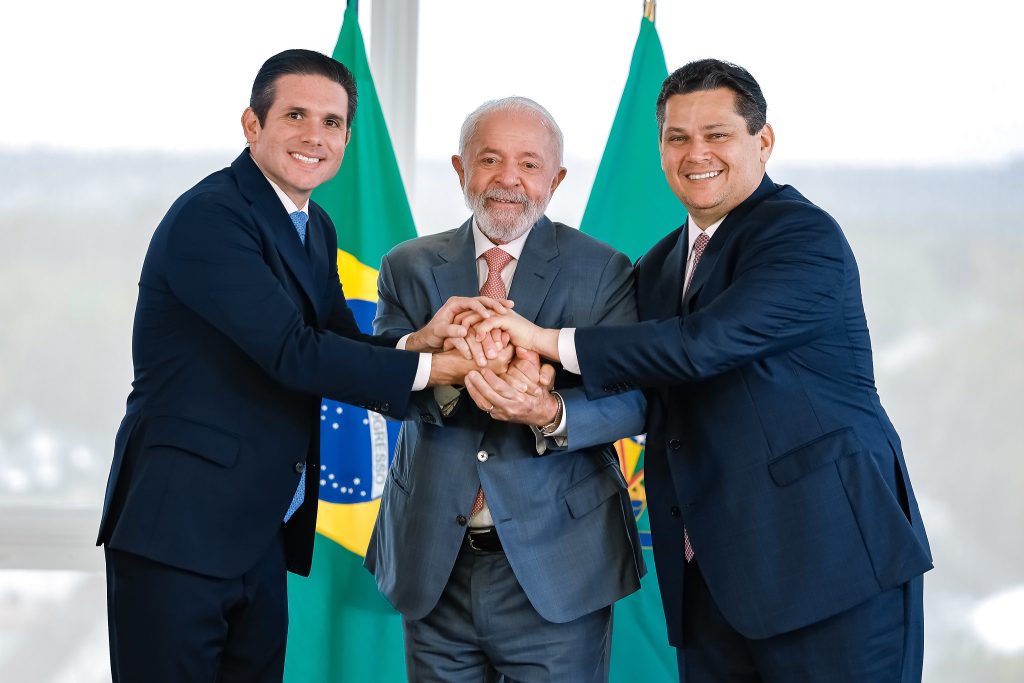 Governo Lula desembolsa R$ 18 bilhões em emendas e supera piso da LDO em sinal ao Congresso
