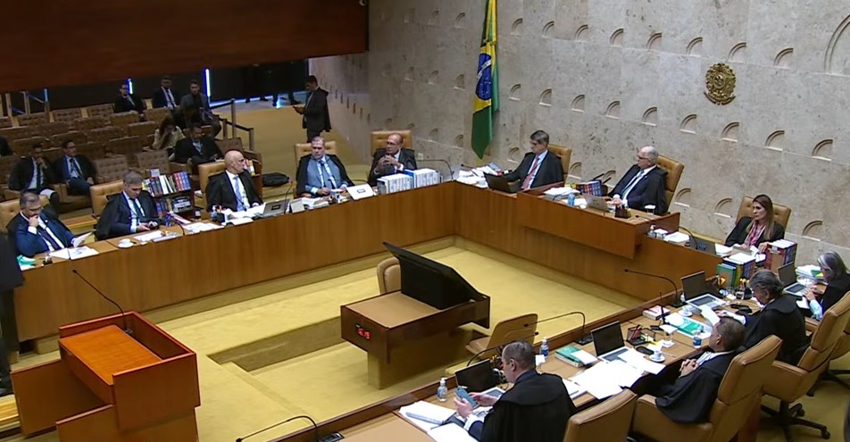 Fim da 'aposentadoria-prêmio'? STF revisita punição máxima para juízes em embate com a PGR