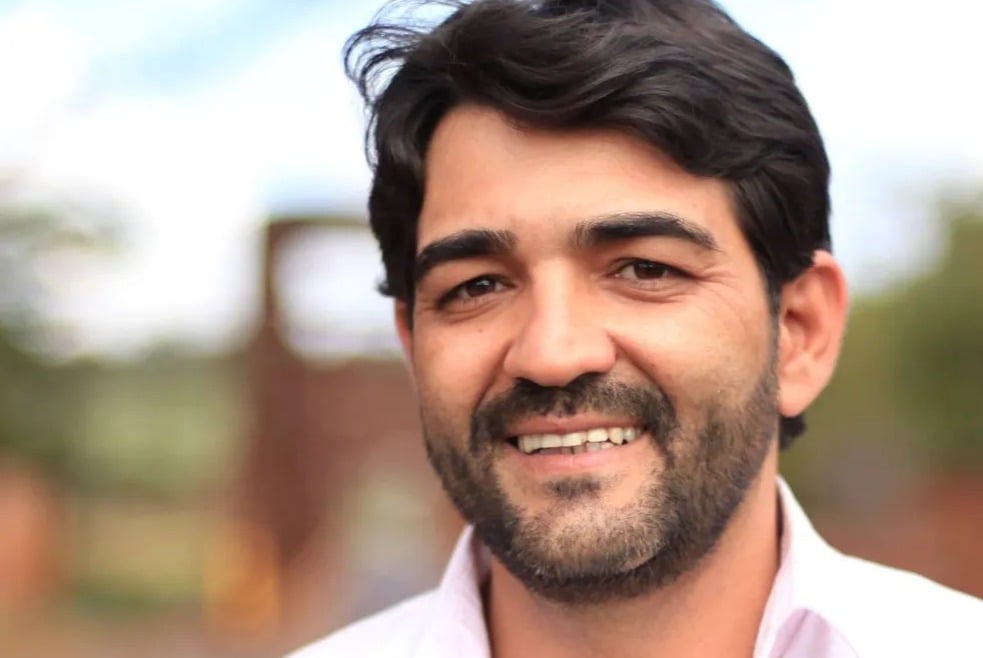 Ex-prefeito de Delta vira réu por peculato após levar ar-condicionado da prefeitura para casa