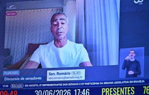 Romário abre mão do próprio salário para viajar aos EUA e acompanhar a Copa de 2026; entenda a decisão