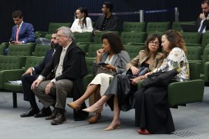 STF mantém prisão de pai e primo de ex-controlador do Banco Master em caso que levanta debate sobre Lava Jato