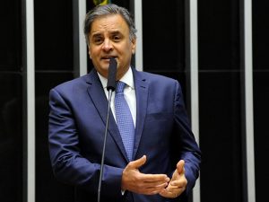 Aécio Neves lidera rejeição entre políticos, aponta AtlasIntel/Bloomberg