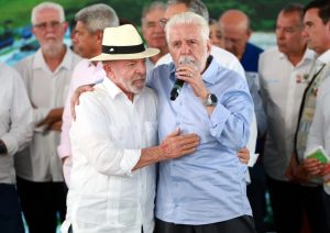 Lula chama senador Jaques Wagner de 'irmão' em meio a investigação da Polícia Federal