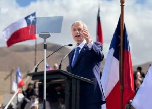 Chile propõe que jovens de 16 e 17 anos sejam julgados como adultos em crimes graves