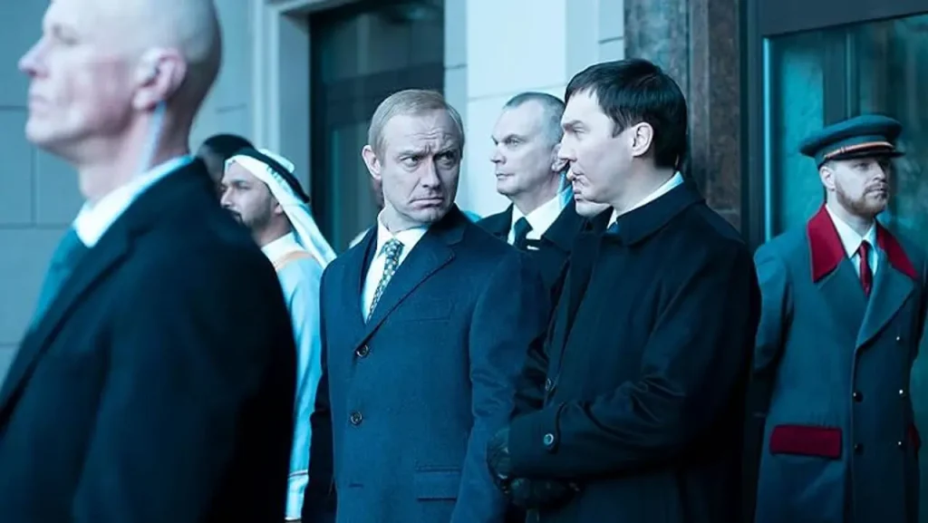Ascensão de Vladimir Putin é tema de filme que explora manipulação política na Rússia pós-soviética