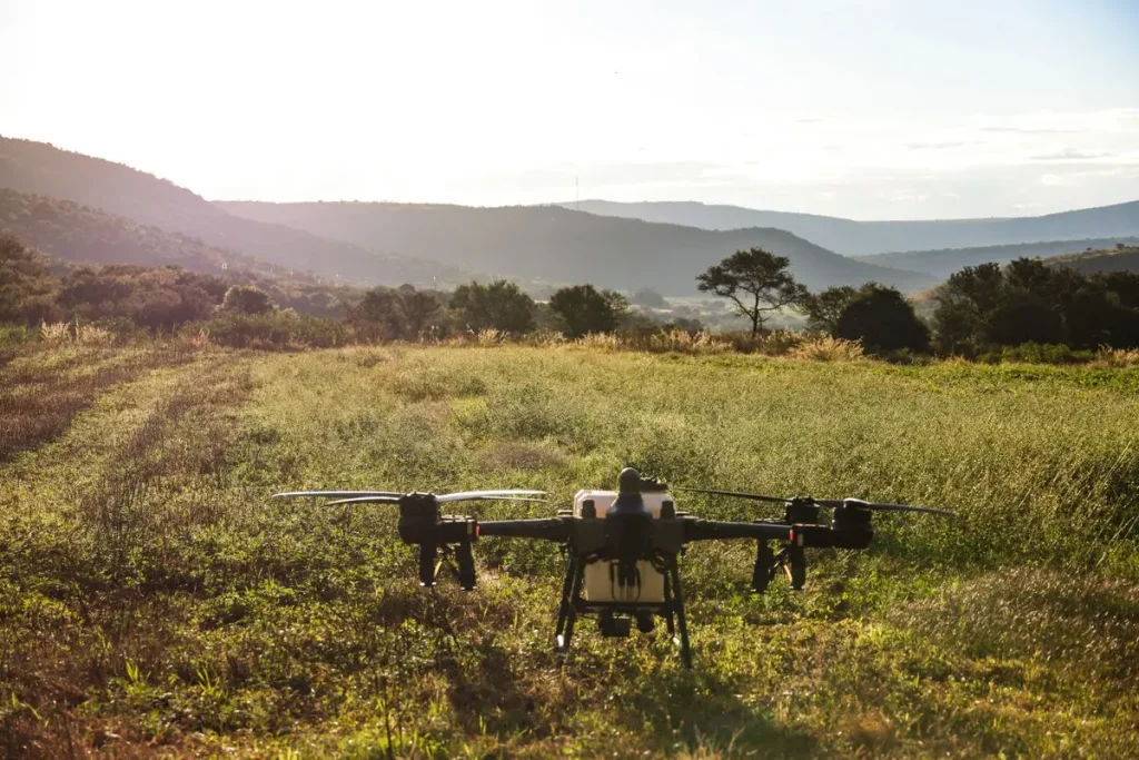 Revolução silenciosa no campo: como a tecnologia de precisão eleva a produção e blinda o agricultor contra crises
