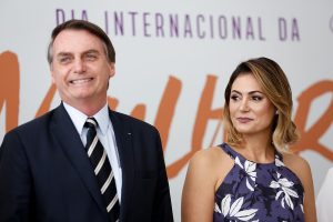 Governadora do DF aposta em Michelle Bolsonaro como candidata ao Senado e prevê anúncio em agosto