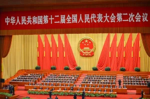 Relatório revela infiltração de programa ligado ao Partido Comunista da China em mais de 100 escolas e universidades dos EUA