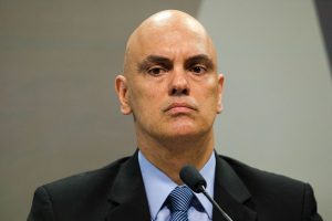 Moraes trava aplicação de nova lei penal e impede redução de pena de condenado pelo 8 de janeiro