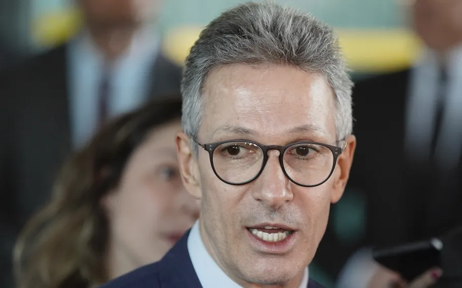 Contra 'câncer' e rombo bilionário, Romeu Zema promete banir bets no primeiro dia de governo