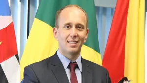 Republicanos expulsa prefeito Rodrigo Manga por infidelidade partidária após apoio a candidatura de sua esposa