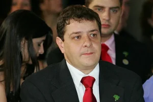 PGR pede que STF envie à 1ª instância inquérito contra Lulinha por suposto lobby