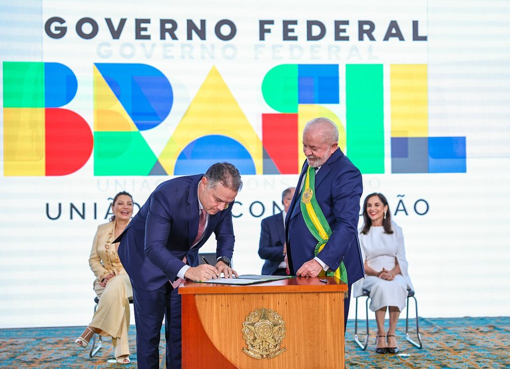 MPE pede impugnação de candidato a vice de Renan Filho por suspeita em prazos de desincompatibilização