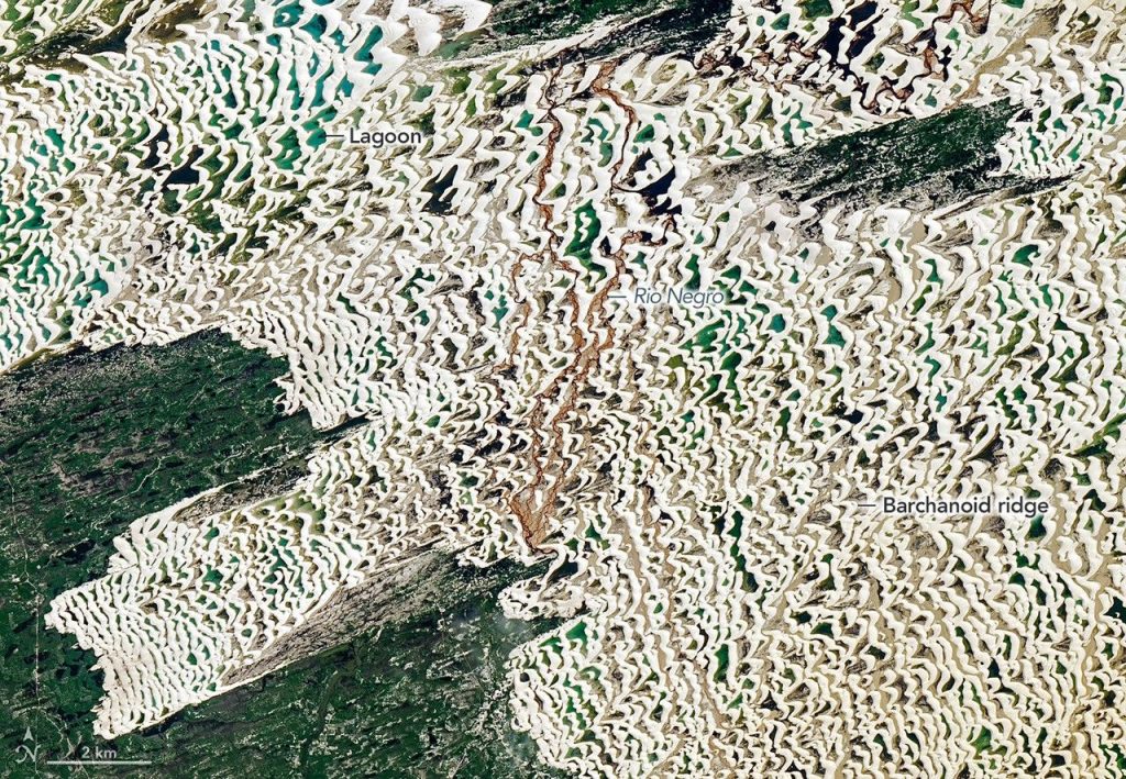 Nasa revela imagens inéditas do 'deserto feito de água' no Brasil visto do espaço