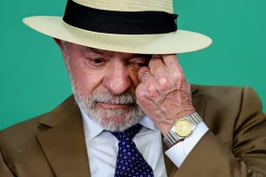 Reprovação supera aprovação e 43% avaliam governo Lula como ruim ou péssimo, aponta pesquisa Nexus/BTG