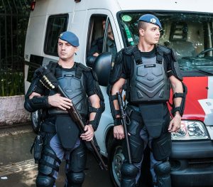 Golpe de R$ 500 mil: PM desmantela 'casa-bomba' do narcotráfico em Paraisópolis