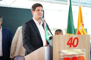 Disputa em Pernambuco expõe racha na esquerda: Ivan Moraes acusa João Campos de tentar vetar sua candidatura