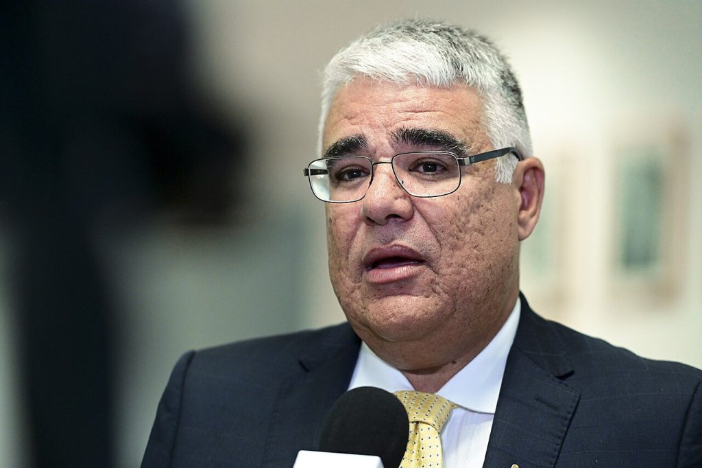 Girão denuncia manobra no Senado e acusa Alcolumbre de 'obsessão' para liberar jogos de azar