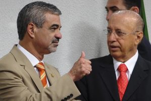 Humberto Costa aciona Justiça Eleitoral e pede suspensão das redes sociais de vereador do PL