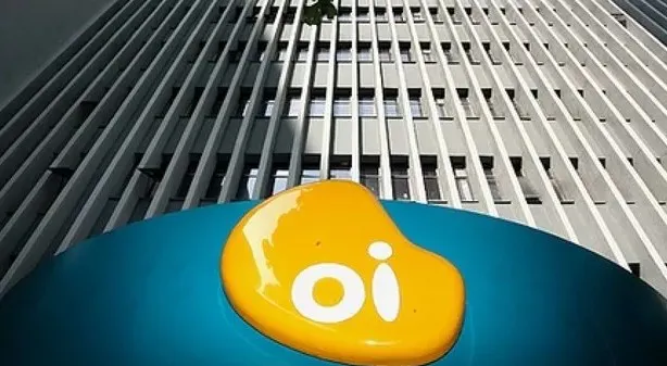Fim de uma era: Justiça do Rio decreta falência da Oi após colapso bilionário e caixa esgotado
