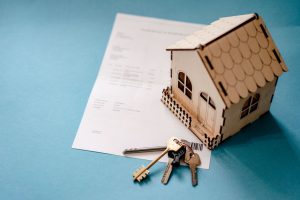 O erro invisível que trava a venda de imóveis: entenda o risco de não averbar a área construída