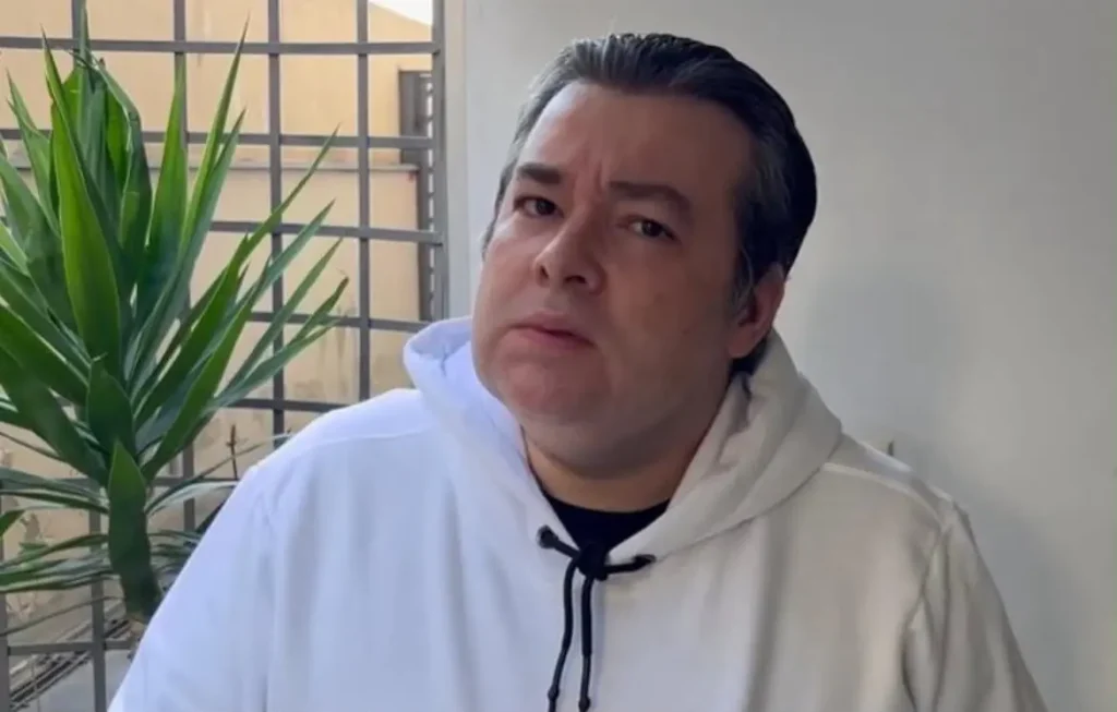 Após demissão polêmica da Amazon, Rômulo Mendonça fecha contrato e ganha espaço no UOL