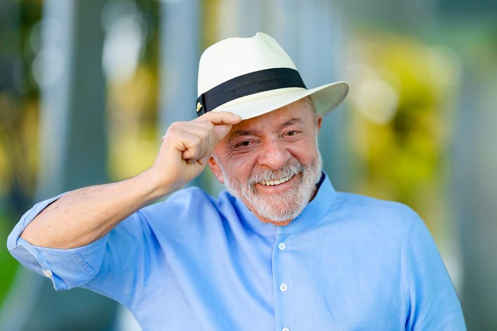Lula lamenta foco de sabatina e ataca cobertura da Lava Jato após cobranças na TV