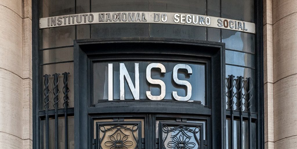 Empresa ligada ao 'Careca do INSS' movimenta R$ 6 milhões e mira contrato milionário na Saúde
