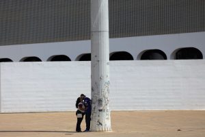 TSE barra propaganda eleitoral de Lula contra Flávio Bolsonaro por grave descontextualização
