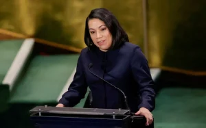 Favorita para chefiar a ONU coleciona elogios a Fidel Castro e ataques a Israel
