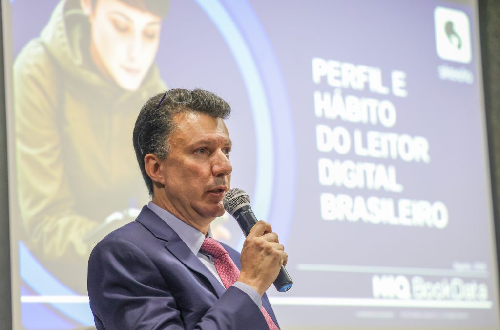 CCJ do Senado analisa PEC do fim da escala 6×1 com parecer favorável de Omar Aziz