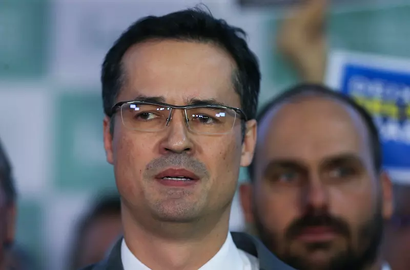 Ofensiva jurídica une PT e Cristina Graeml contra candidatura de Deltan Dallagnol ao Senado