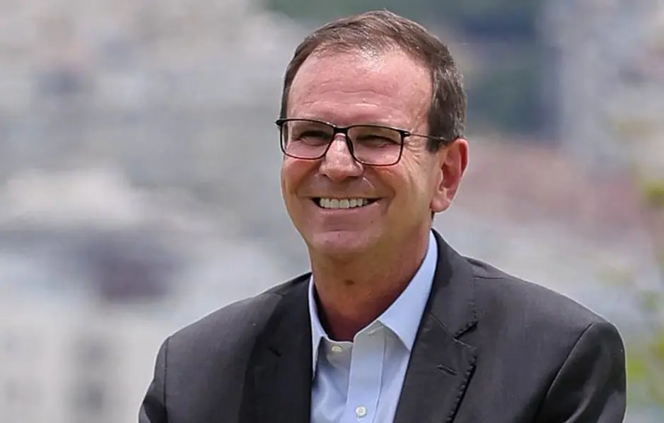 Pesquisa Atlas no RJ aponta Eduardo Paes na liderança e Douglas Ruas em segundo rumo ao governo
