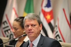Tarcísio projeta PPP de R$ 12,5 bilhões para despoluir Tietê e Pinheiros e aposta na iniciativa privada