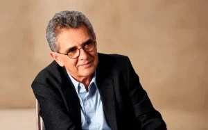 Morre médico pioneiro no combate à aids no Brasil aos 77 anos