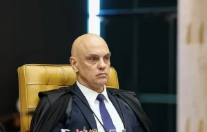 Parlamento Europeu avalia sanções contra Moraes