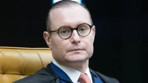 Zanin vai relatar ação por CPI que mira Moraes e Toffoli
