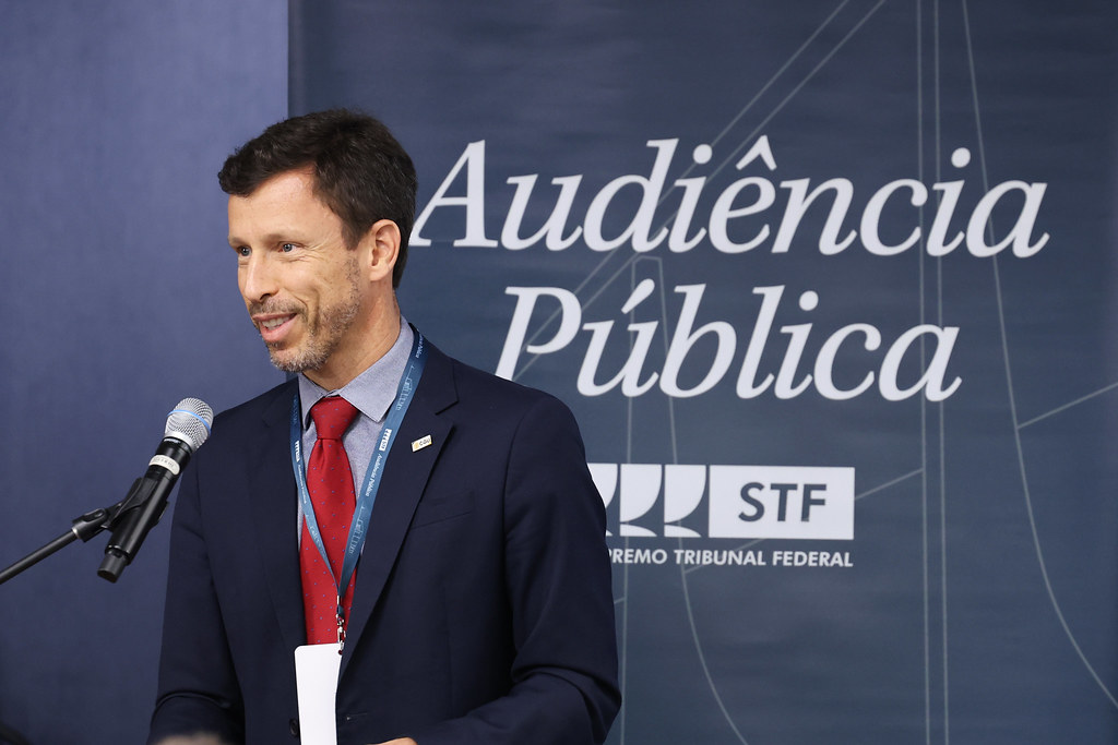 Zanin nega liminar da CPI do Master e senador reage