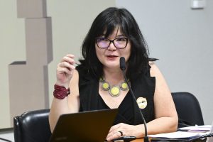 Dorinha lidera disputa no Tocantins com 42% dos votos
