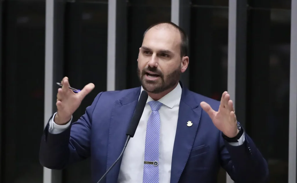 STF condena Eduardo Bolsonaro a 1 ano de prisão