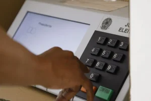 Setor produtivo pressiona candidatos em MT