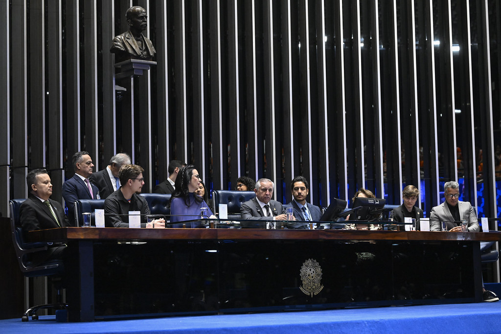 Zucco abre vantagem e lidera corrida no RS com 40%