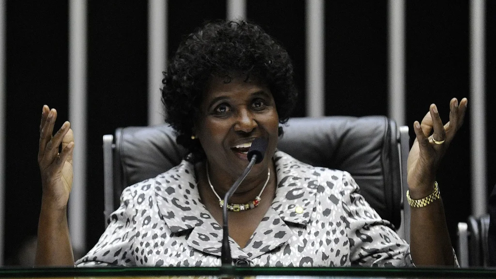Vice do PT expõe crise após derrota de Benedita
