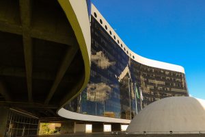 TSE adia julgamento sobre Deltan e deixa Senado em suspense