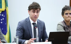 Nikolas cobra prisão de Moraes e rejeita acordos